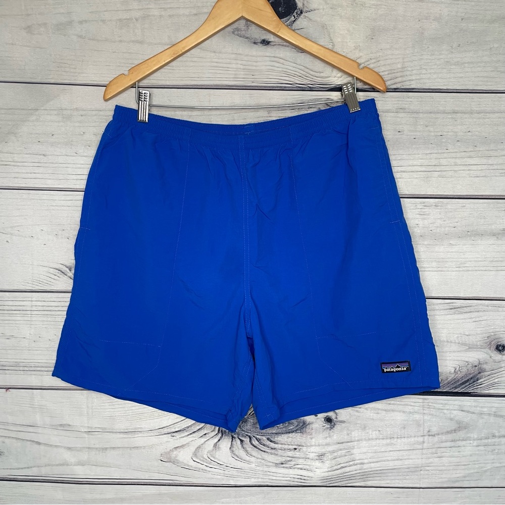 Patagonia men’s active shorts size L